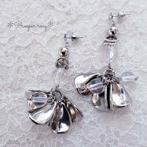 シルバーペタル×クリアボール ジャラピアスorイヤリング＊ ピアス 