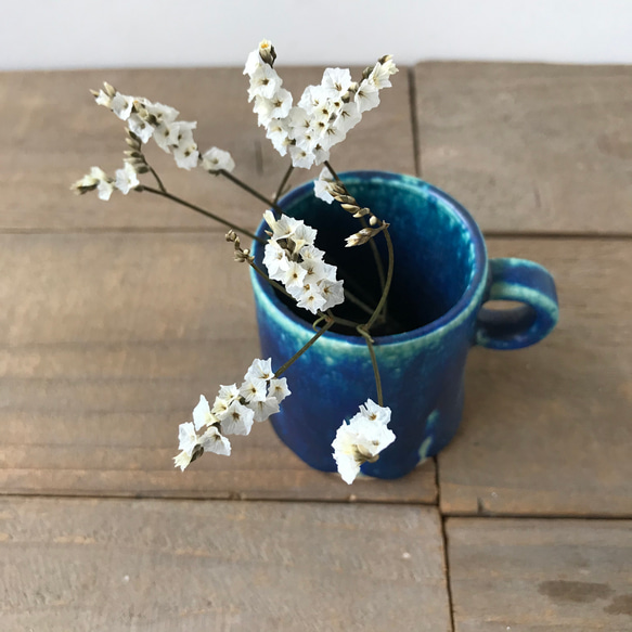 青色 小さな花器 (とって) 2枚目の画像