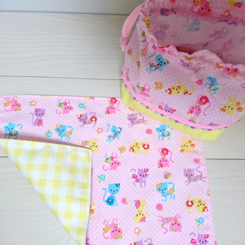 カラフル☆アニマルドット ランチョンマット お弁当袋 コップ袋 ハンドメイド カラフルキャット❤️のポンポンお弁当袋とランチョンマットセット