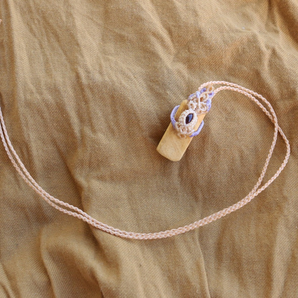 祕魯聖木紫水晶木頭項鍊 第2張的照片