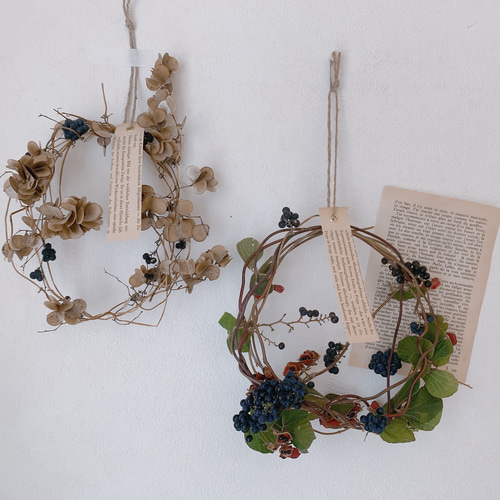 ドライフラワー アオツヅラフジとタンキリマメ、山芋の花殻と