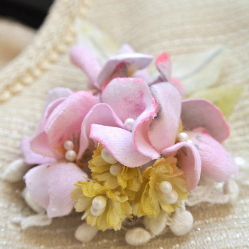 vintage flower ❀ * シックな布花の コサージュ