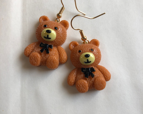 weekends 犬　くまモチーフ　ピアス10個セット　小ぶり weekends 犬 くまモチーフ ピアス10個セット 小ぶり weekends 犬