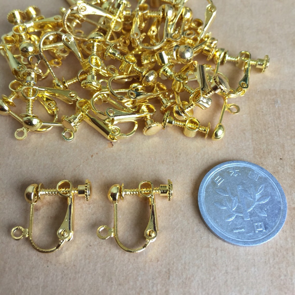 送料無料♡イヤリングパーツ10個 丸型ゴールド ねじバネ式 2枚目の画像