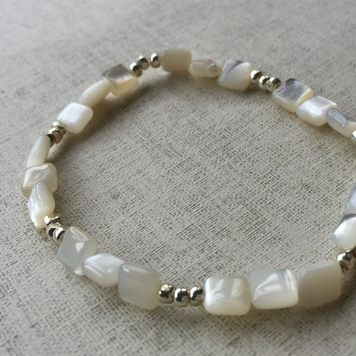 トルマリン 子豚ちゃん ブレスレット 8.8mm ブレスレット 天然石屋  