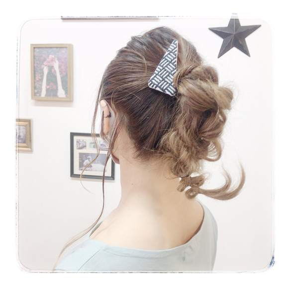 こぎん刺し三角バレッタ(ヘアクリップ) 2枚目の画像