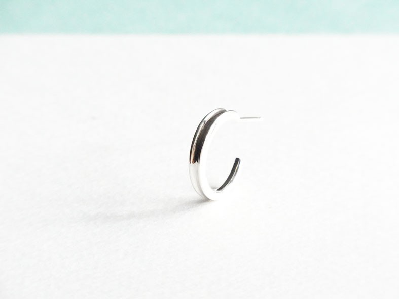 SILVER Brigid Lフープピアス -本能のおももくままに-