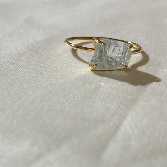 K18YG Aurora アクアマリンリング 11号 -自分を独り占め- 指輪・リング