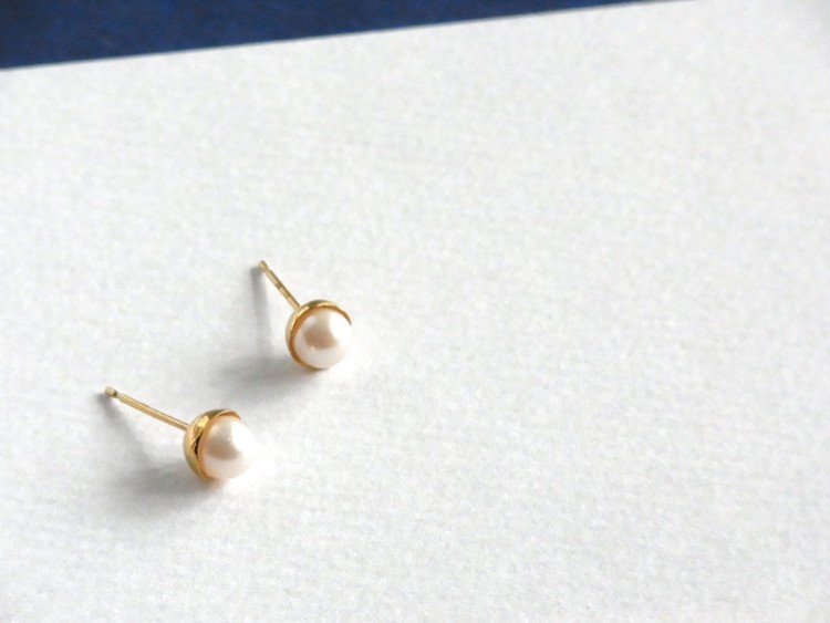 K18YG Juno パールピアス　-可憐で透明 -