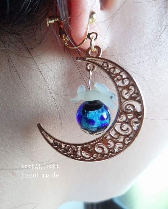 SALE!マザーオブパールうさぎのお月見イヤリング（ピアスに変更可