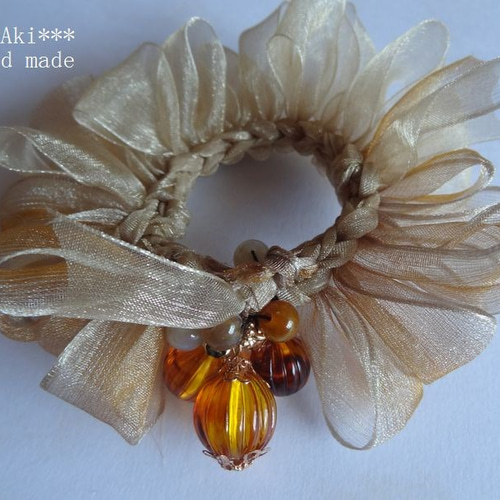 シュシュ ヘアゴム  ビーズ  べっ甲風 シュシュ ヘアゴム ビーズ べっ甲風