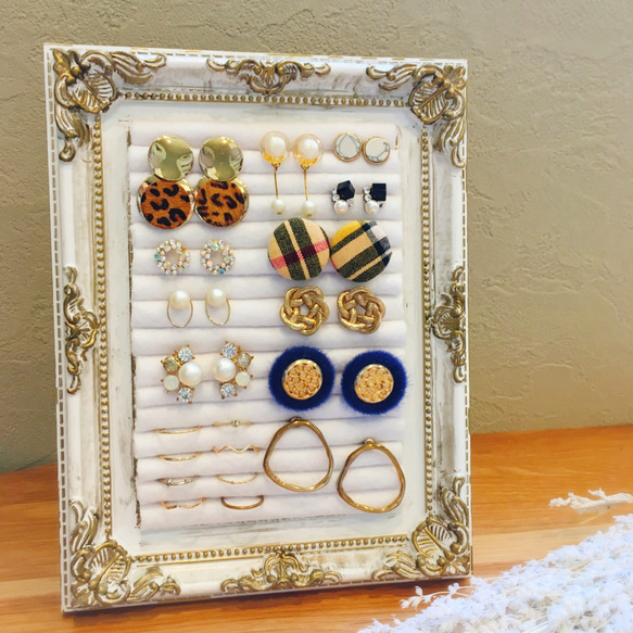 アクセサリー収納 スタンド(ホワイト) 1枚目の画像