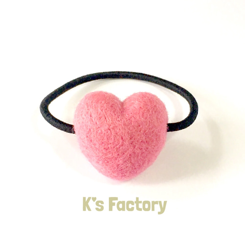 羊毛フェルト♡ハート♡ ベビーヘアクリップ　ヘアゴム 羊毛フェルト♡ハート♡ ベビーヘアクリップヘアゴム
