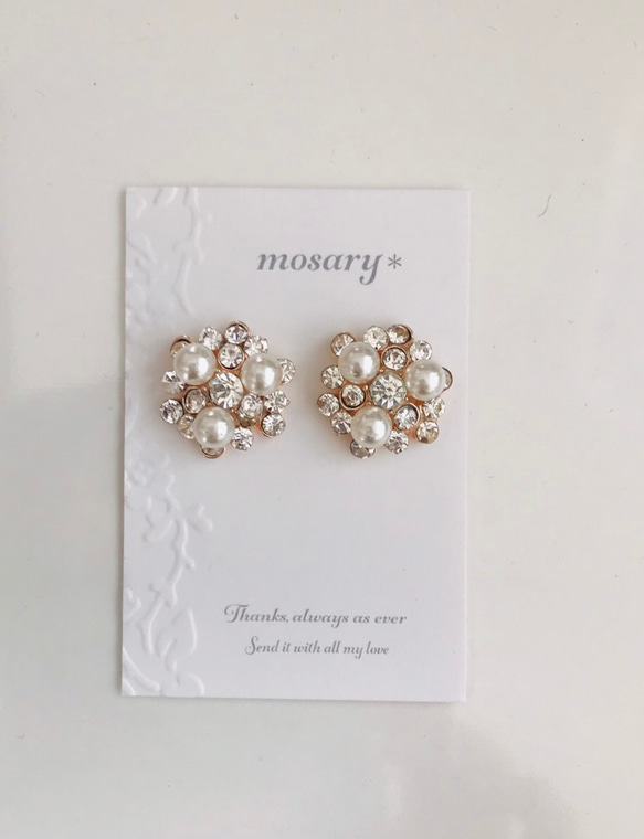 ❁⃘人気No1【卒業式.入学式.卒園式.入園式.成人式.お祝い.結婚式.パーティー】大きなビジュー*ピアス／イヤリング 2枚目の画像