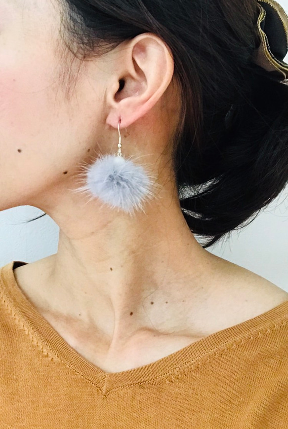 揺れて人気❁⃘*.ﾟミンクファー×コットンパールピアス／イヤリング 2枚目の画像