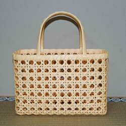 ハンドメイド  クラフトバック ◉クラフトバンドの小さめ丸バッグ(ラベンダー)◉エコクラフト籠