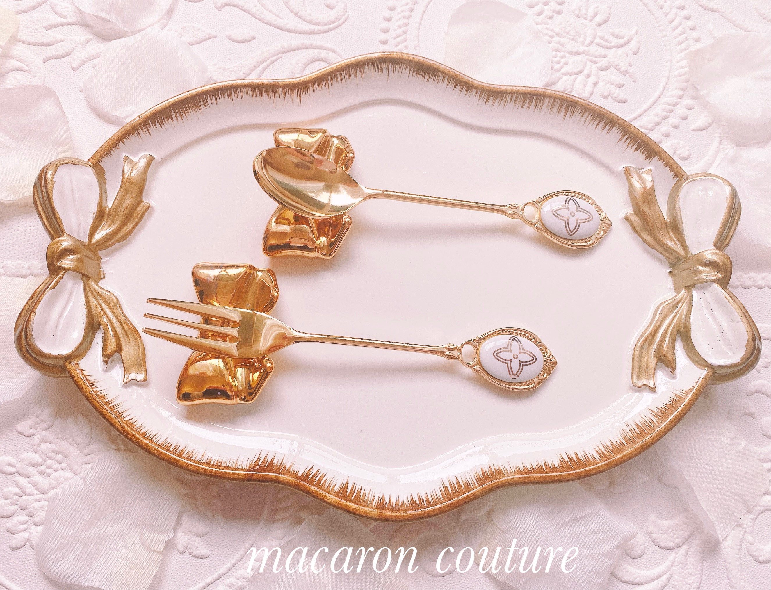 銀製　花刻　スプーン　3点　合計約47g　ケース付　N　6987 銀製 花刻 スプーン 3点 合計約47g ケース付 N 6987 金メタル付き