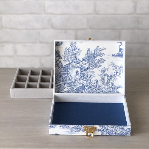 アクセサリーボックス〈カルトナージュ〉トワルドジュイ その他