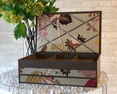 ☆SALE☆ 刺繍糸収納BOX＜カルトナージュ＞BR その他インテリア雑貨