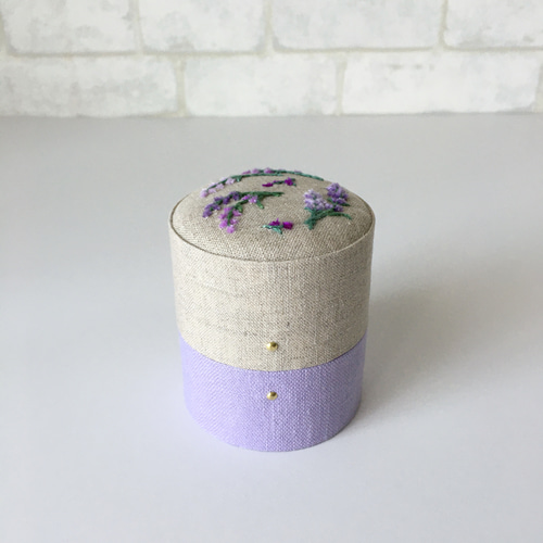 フランスアンティークお花柄 カルトナージュ　ミニクッション ピンクッション ピンク色の小さなピンクッション/四角と長方形 mercerie・手芸用品