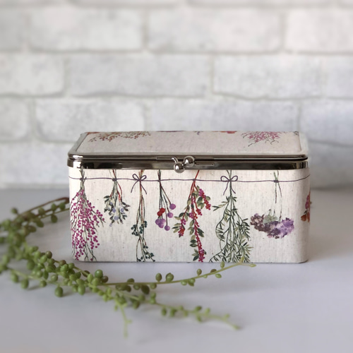 天使のカルトナージュボックス　(ケースロック付き) 天使のカルトナージュボックス (ケースロック付き)