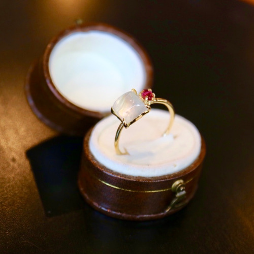 ムーンストーンとルビーのリング Ring of Moon stone, Ruby 指輪 