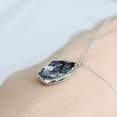 美しいアバロンシェル×天然水晶のペアシェイプカボション 美しいアバロンシェル×天然水晶のペアシェイプカボション