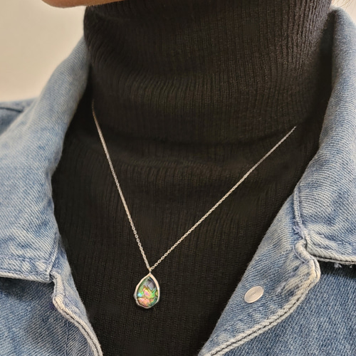 【ほぅ】天然アバロンシェルのレイモチーフネックレストップ ほぅ】天然アバロンシェルのレイモチーフネックレストップ