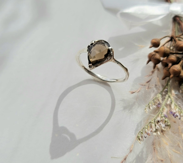 スモーキークオーツペアシェイプローズカット＊ハートモチーフリング《送料無料》PY-263 10枚目の画像