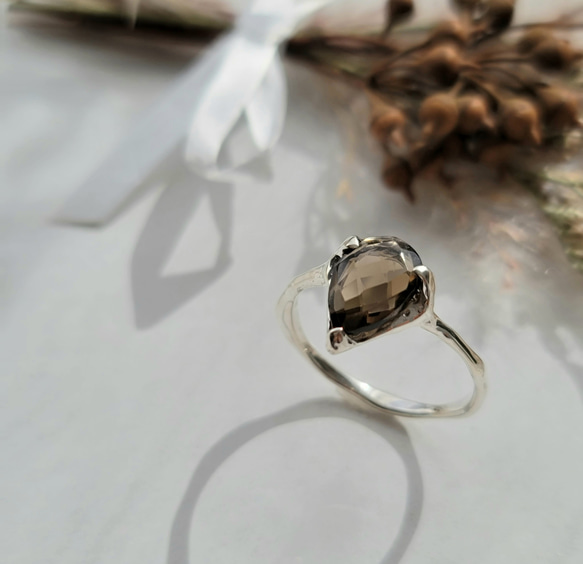 スモーキークオーツペアシェイプローズカット＊ハートモチーフリング《送料無料》PY-263 11枚目の画像