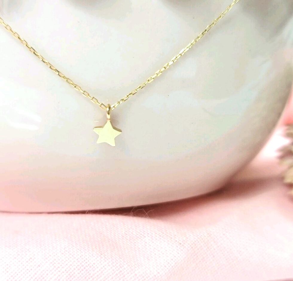 K10タイニー星ネックレス《送料無料》PY-017F ネックレス