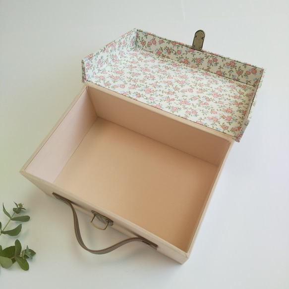 カルトナージュのトランクBOX(Sサイズ）ピンク小花 6枚目の画像
