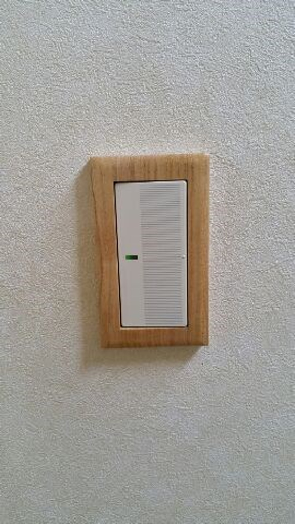 KIRI・木製・コンセット、スイッチカバー 4枚目の画像