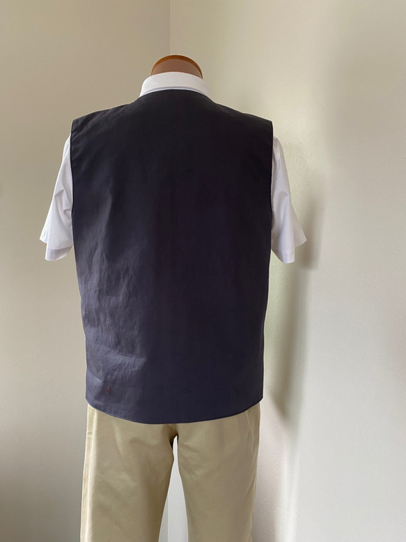 メンズ ベスト　リバーシブル　着物地（格子柄）ウール＋服地（紺色）レーヨン　kimono vest reversible 6枚目の画像