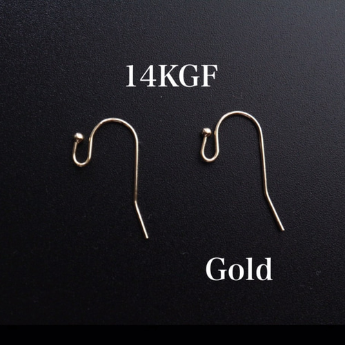 自分でチャームの付け替え可能！14KGFのフックピアス 丸玉つき1