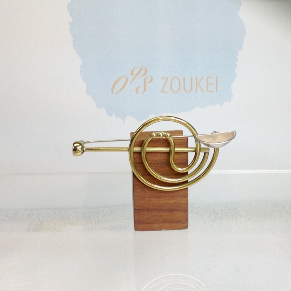 楽器シリーズ「Horn] No.3723 ブローチ