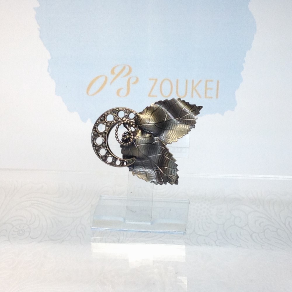 「鉄色の リーフ ブローチⅢ」No.4495