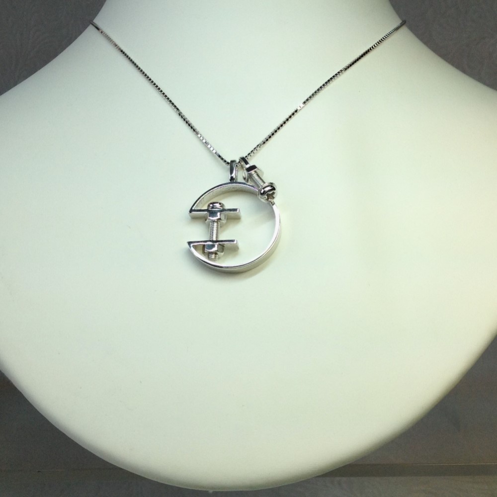 「ネジ」 Silver ﾍﾟﾝﾀﾞﾝﾄ No.4924