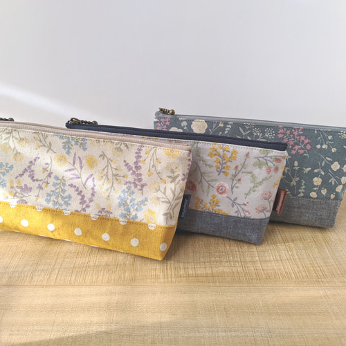 楽天市場】手刺繍ポーチ ファスナーフラットポーチ エアメール