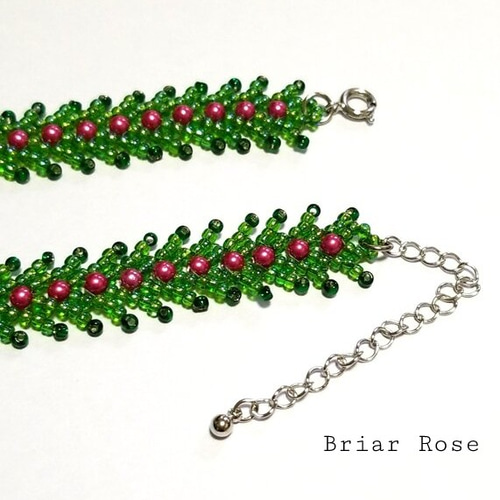 オリーブの首飾り～ナイトグリーン～ ネックレス・ペンダント アトリエ