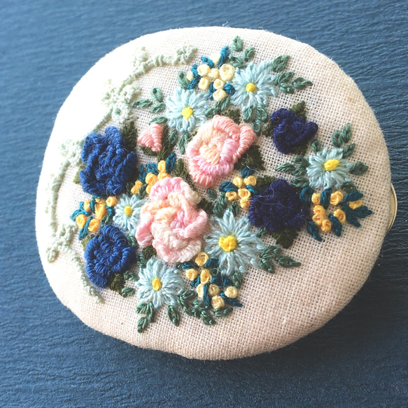 薔薇とお花のバレッタ（刺繍・タティングレース） 4枚目の画像