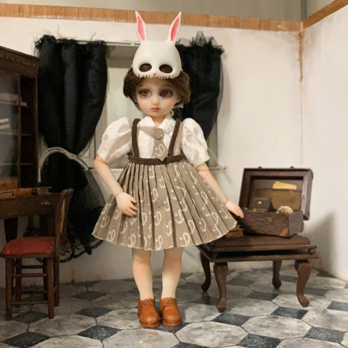 中国産　ミニbjdドール　少女12cm 2体 中国産ミニbjdドール少女12cm 2体