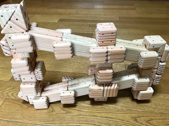 手作り大人おもちゃ 手作り＊木製ブロック①＊木のおもちゃ＊ビー玉ころがし＊知育玩具