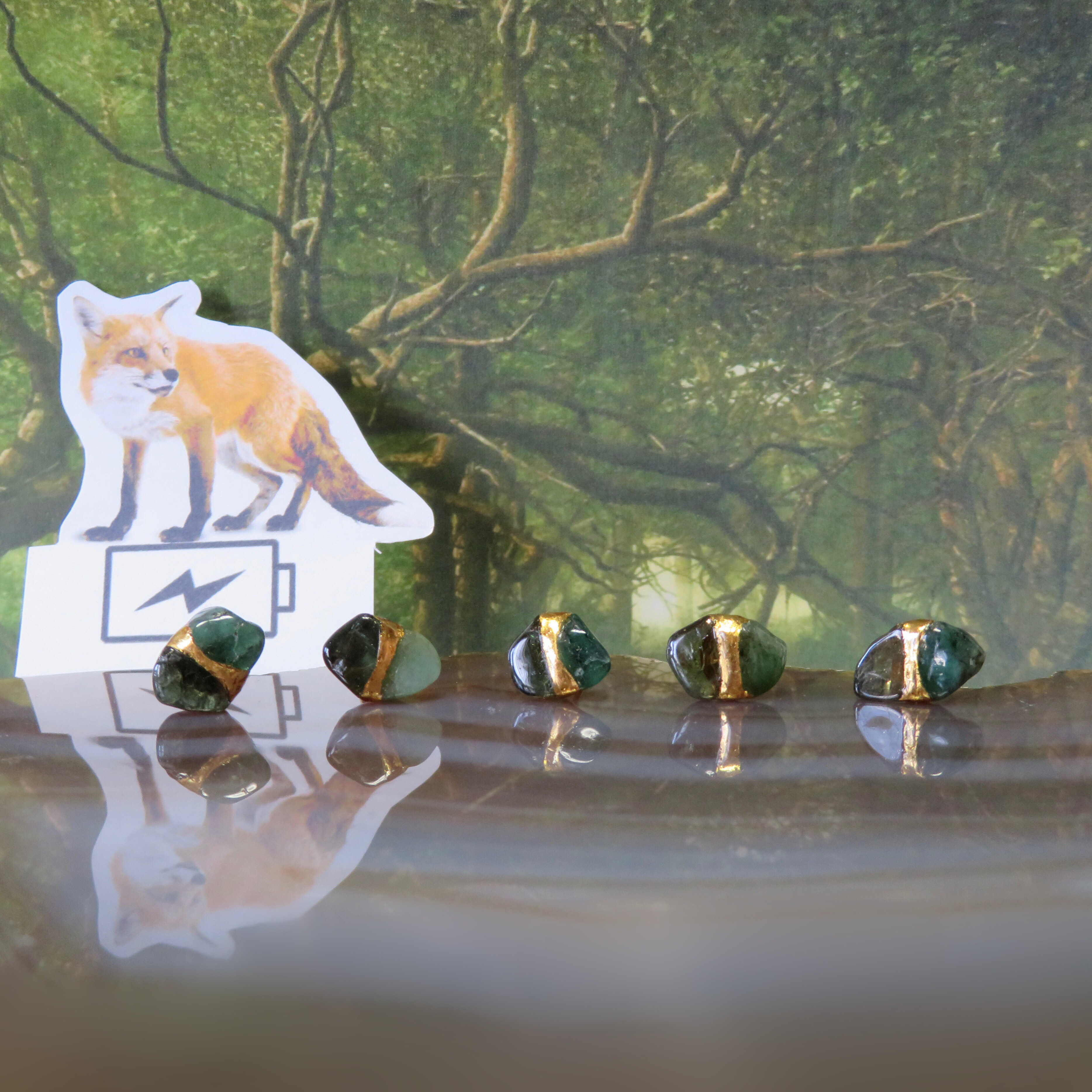 【5月の誕生石】森のように深く◆エメラルド×アイドクレース／金継ぎピアス／S～M size