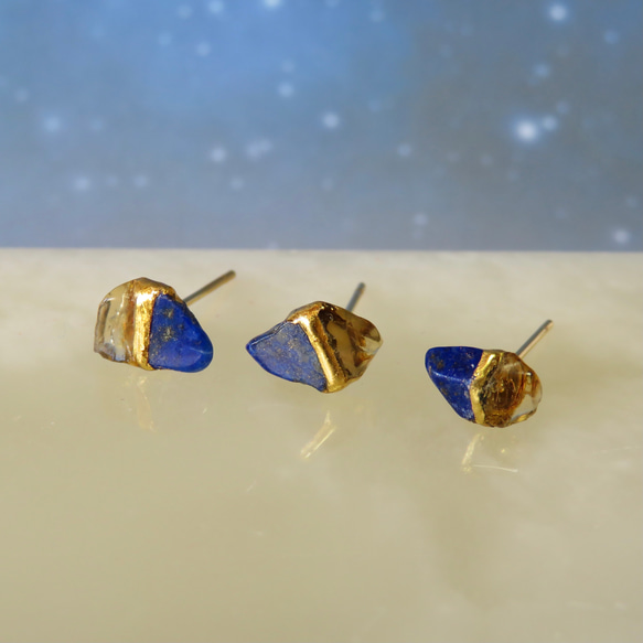 12月の誕生石◆夜空のひかり◆Lapis-lazuli×Citrine／金継ぎピアス／S S~S size 2枚目の画像