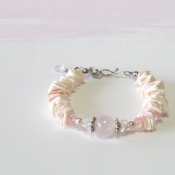 花びらの絨毯【Ⅱ】◇Rose Quartz × Pink shell／316L-bracelet 2枚目の画像