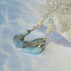 海が揺れる＊Larimar×Aquamarine＊銀継ぎピアス／M size 8枚目の画像