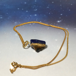 夜空の欠片＊Lapis lazuli×Citrine＊金継ぎ／necklace／合金 2枚目の画像