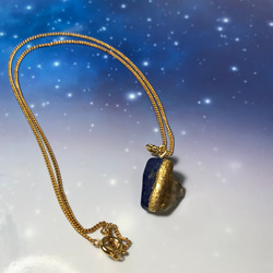 夜空の欠片＊Lapis lazuli×Citrine＊金継ぎ／necklace／合金 4枚目の画像