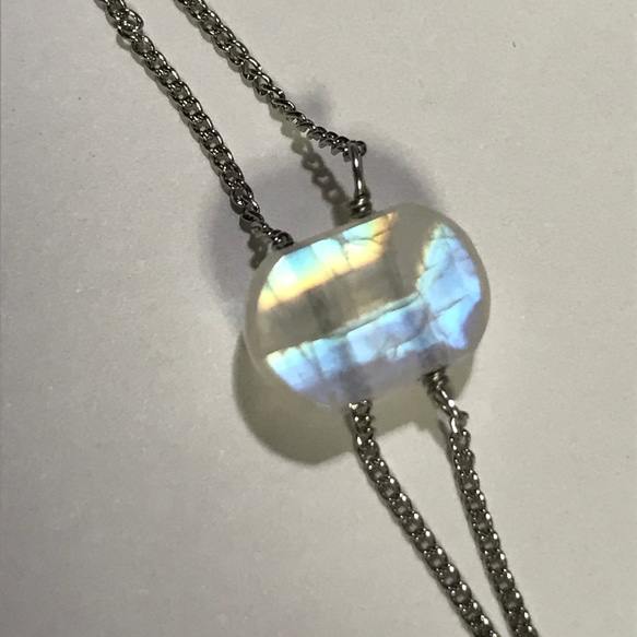 月の女神◇rainbow moonstone× Freshwater pearl／necklace／316L 10枚目の画像